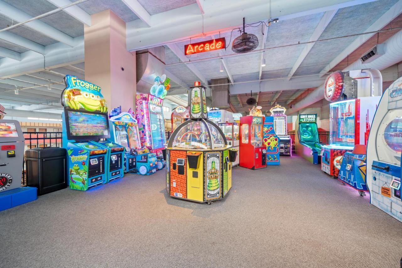 Ramada By Wyndham Sioux Falls Airport - Waterpark Resort & Event Center Экстерьер фото