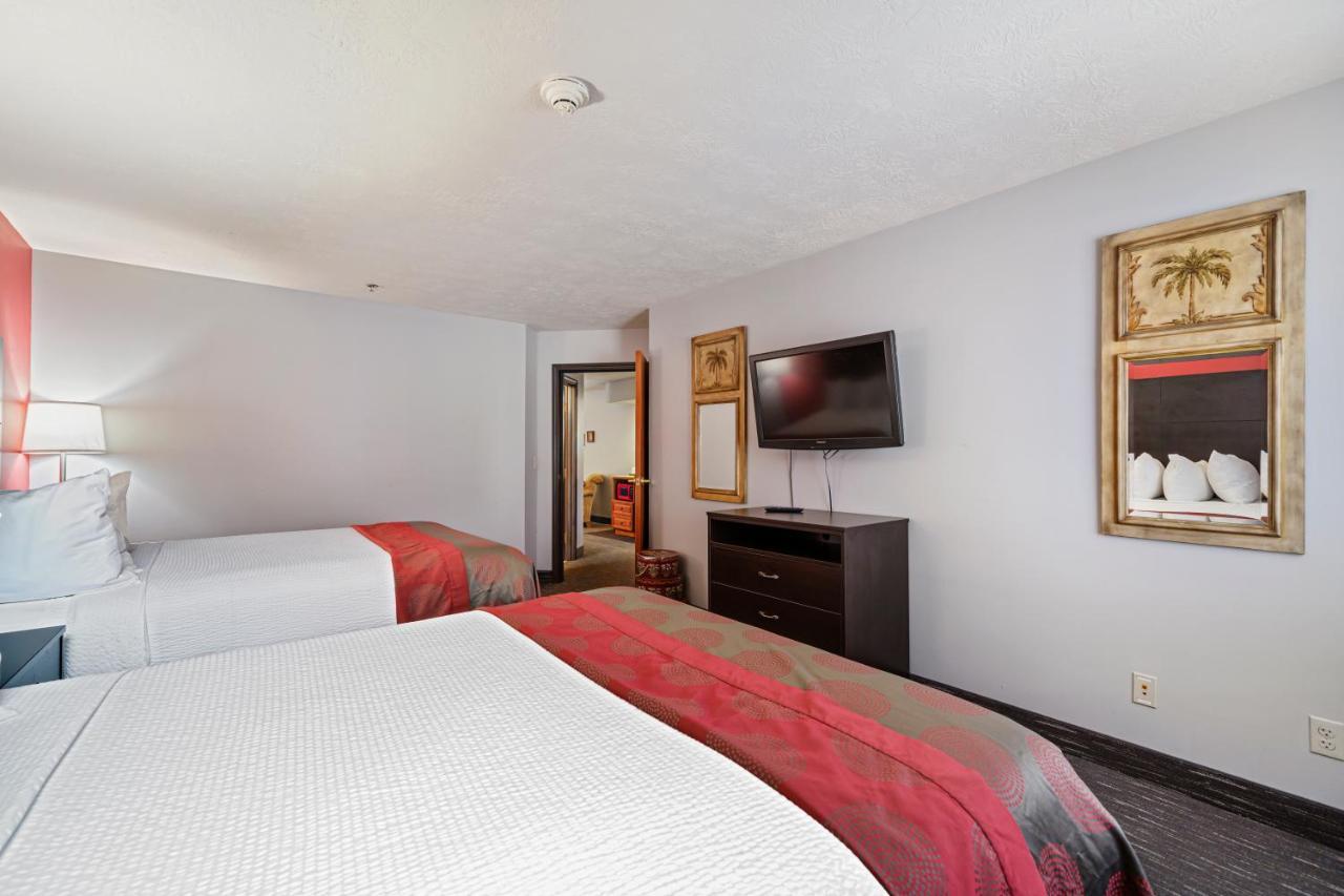 Ramada By Wyndham Sioux Falls Airport - Waterpark Resort & Event Center Экстерьер фото