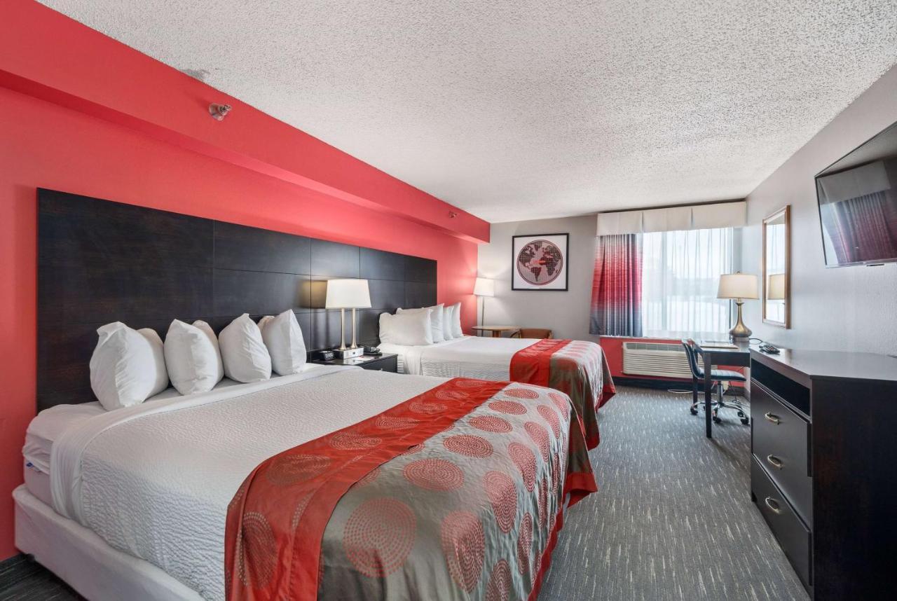 Ramada By Wyndham Sioux Falls Airport - Waterpark Resort & Event Center Экстерьер фото